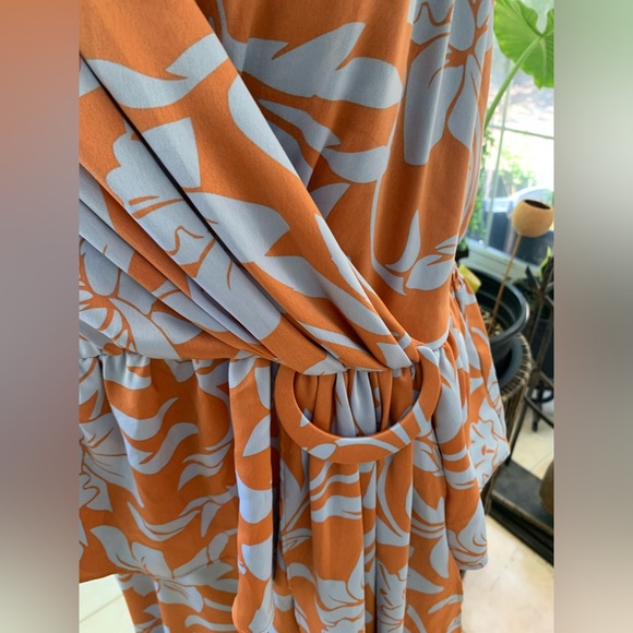 NINA PARKER Plus Size Sleeveless Peplum Top and Pant Set - Picture 4 of 7